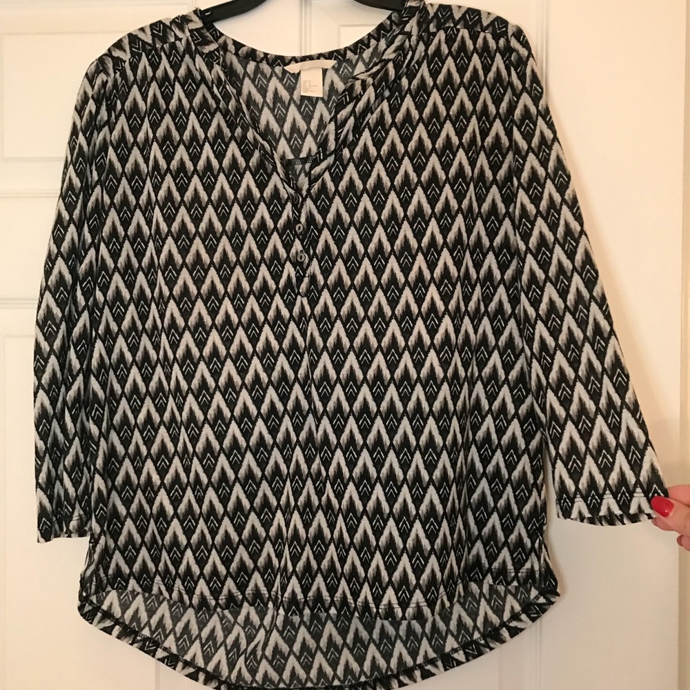 Quarter length sleeve cotton top